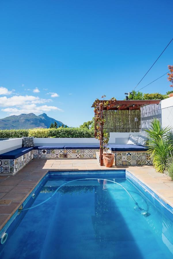 Hout & About Guest House Hout Bay Exterior photo